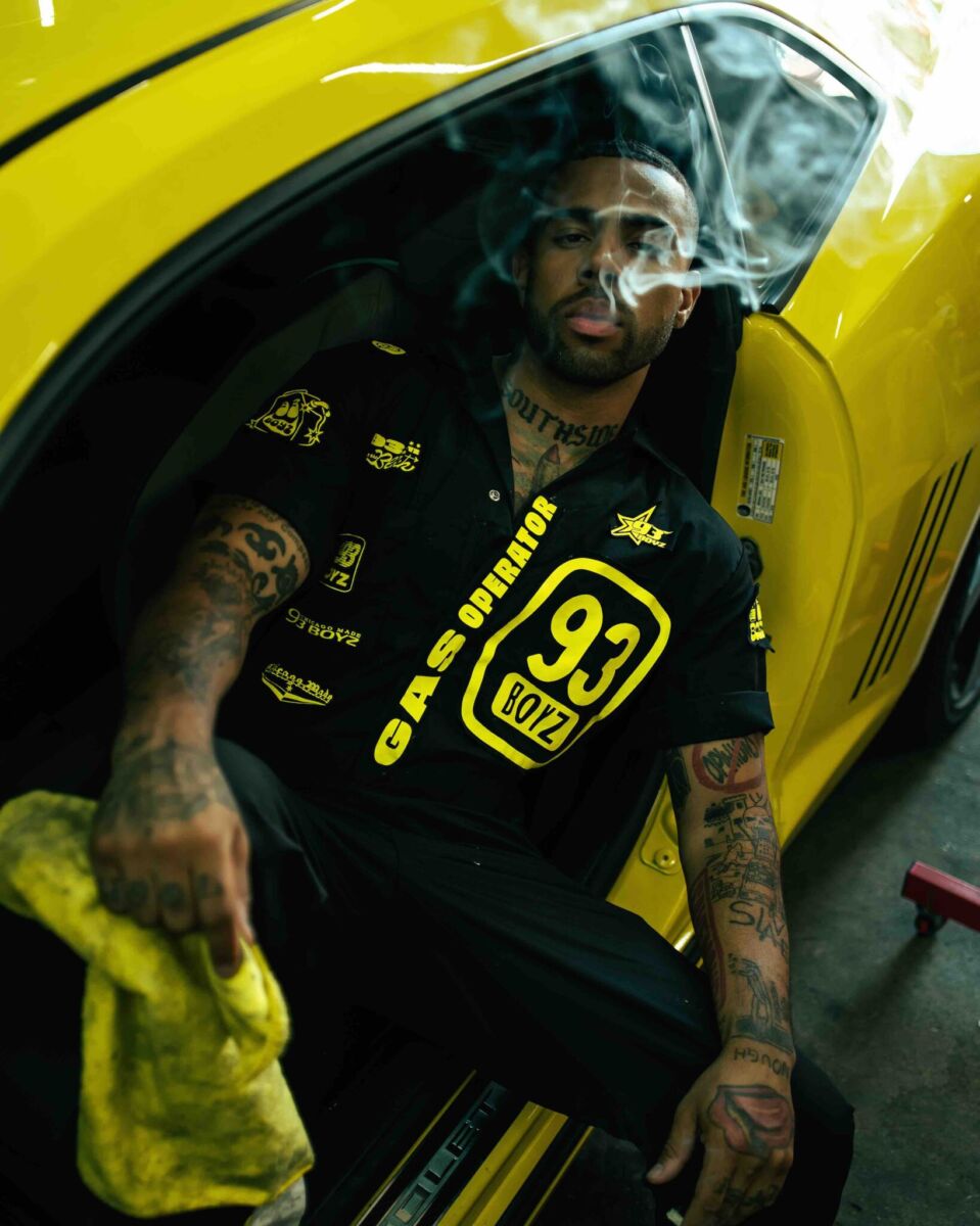 Vic Mensa Hits MJBizCon Main Stage With 93 Boyz