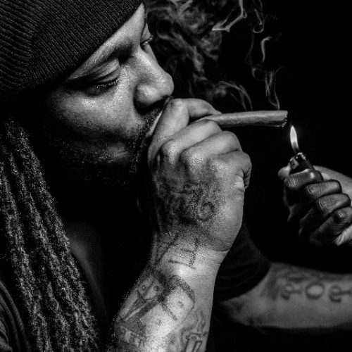 Retired NFL Star Marshawn Lynch Launches Premium Cannabis Brand Dodi Blunt