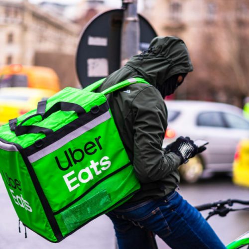 Uber Eats and Leafly Partner To Deliver Cannabis In Toronto!